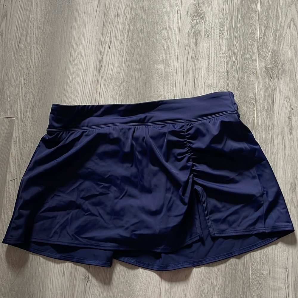 LL Bean swim skirt bottoms size 8